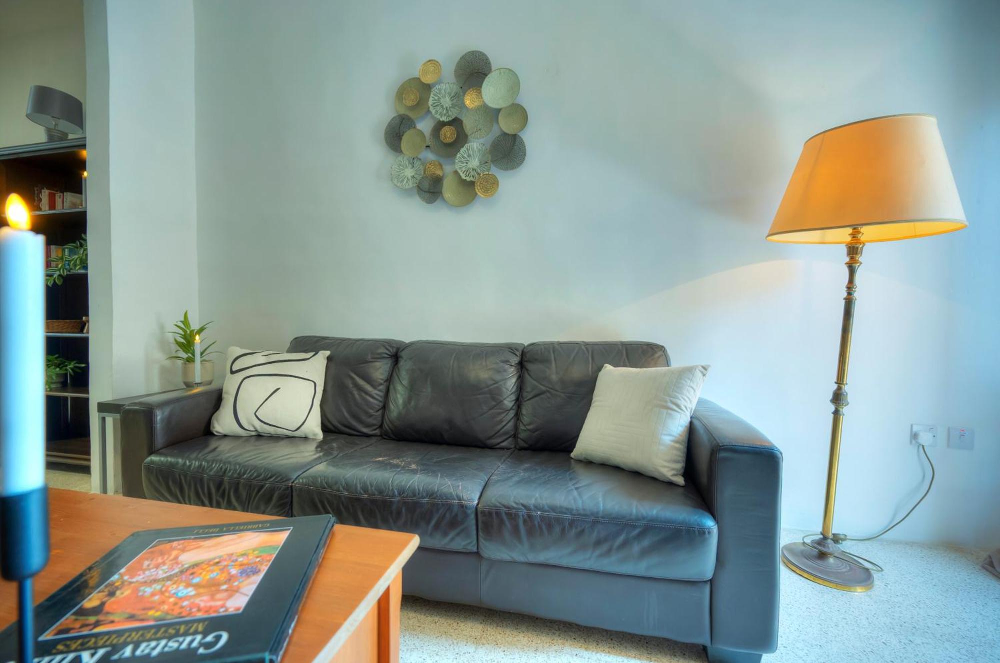 Spacious, Cozy 2bedroom Near Seafront Mkim1-1 Sliema