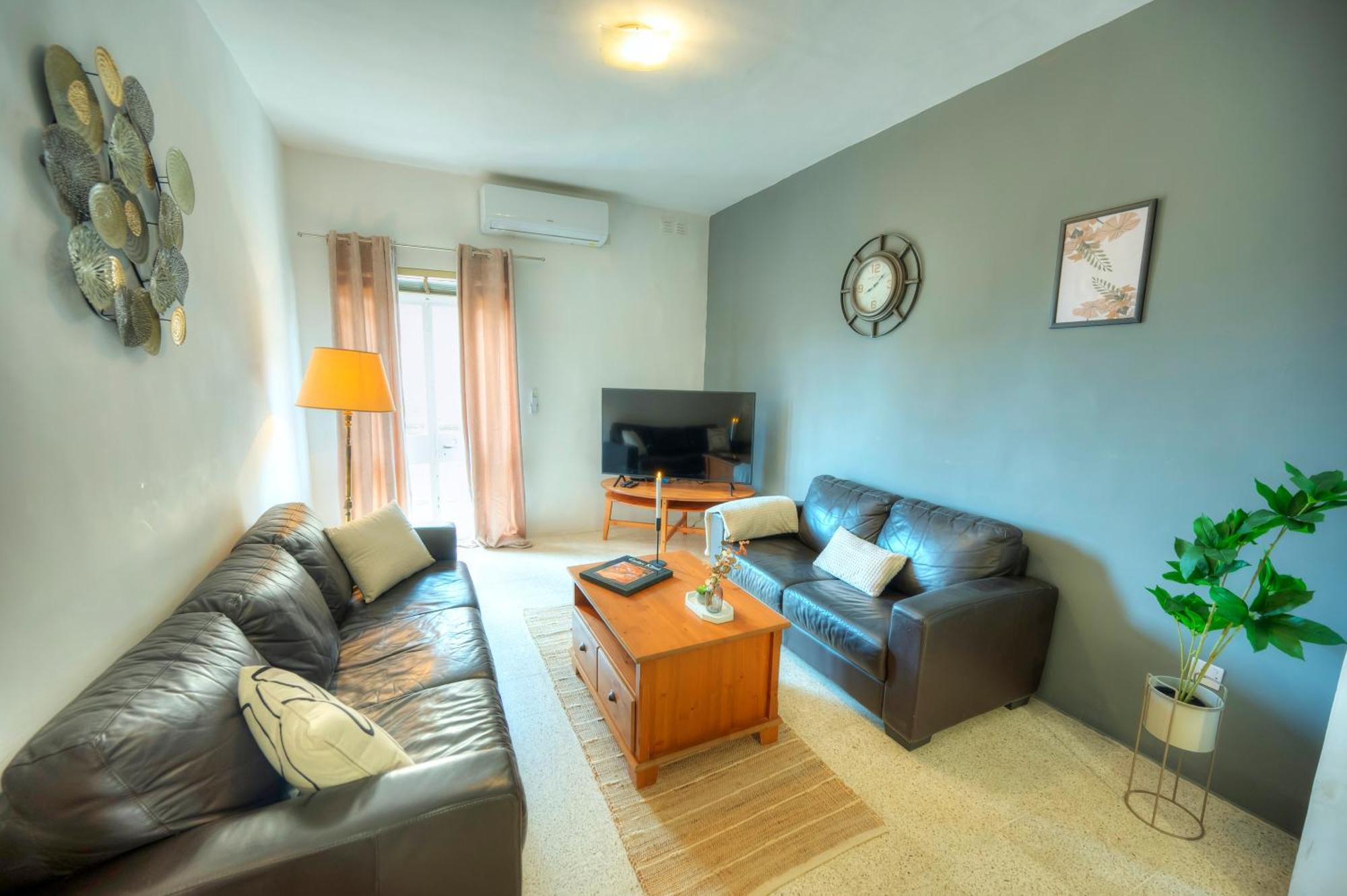 Spacious, Cozy 2bedroom Near Seafront Mkim1-1 *