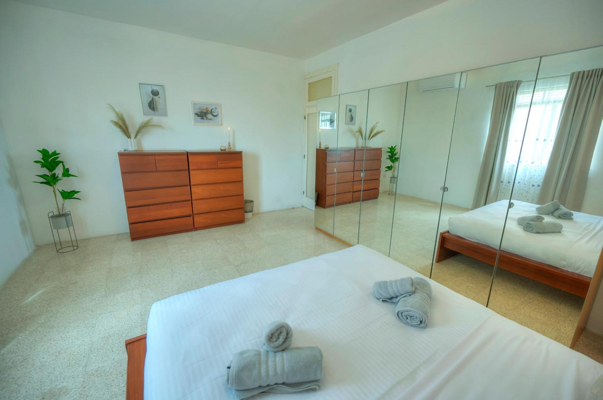 Spacious, Cozy 2bedroom Near Seafront Mkim1-1 Apartamento *