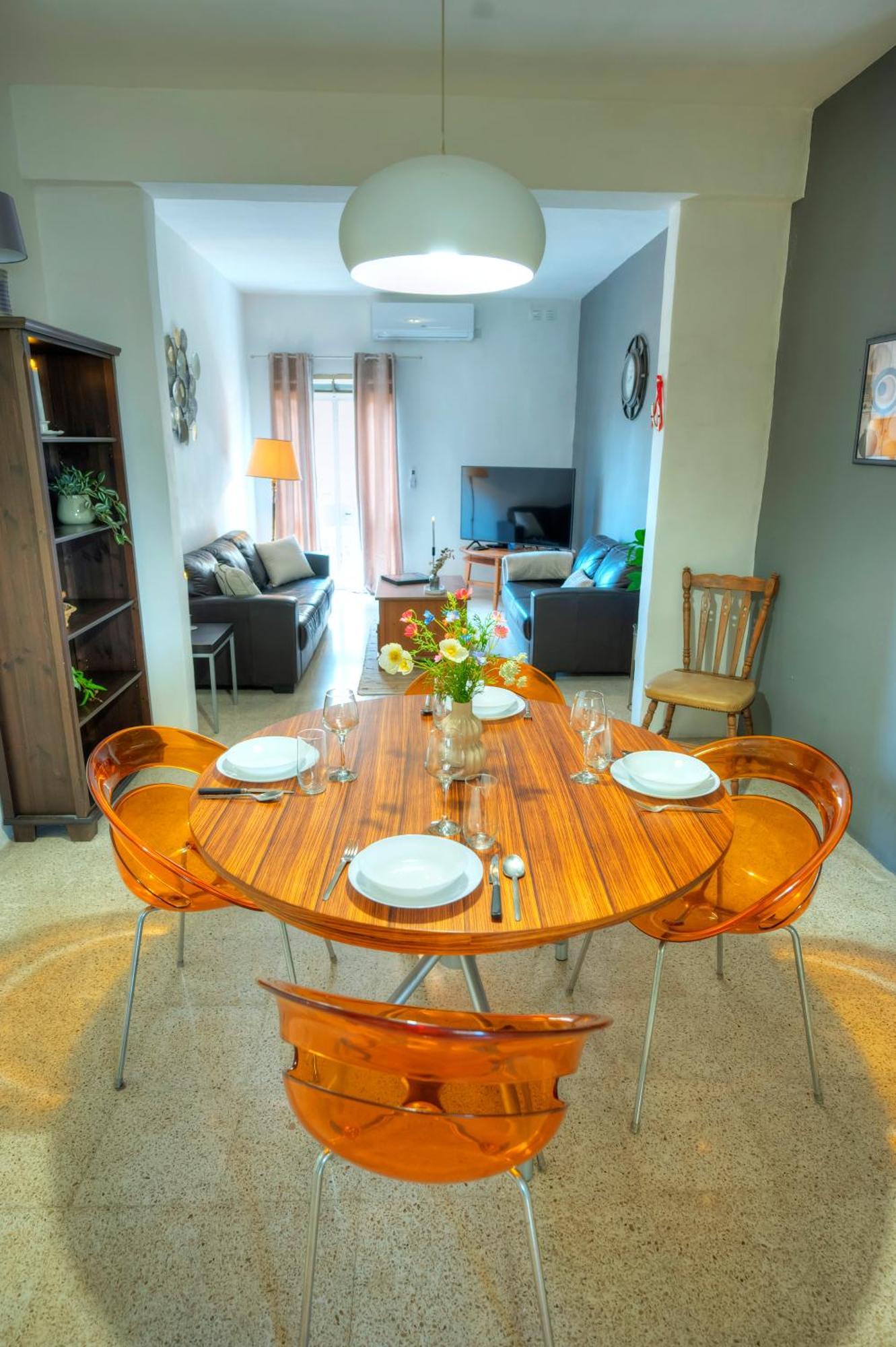 Apartamento Spacious, Cozy 2bedroom Near Seafront Mkim1-1 Sliema